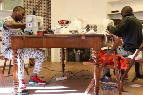 Farsi Prossimo partecipa al progetto Sartoria Migrante di Connecting Cultures