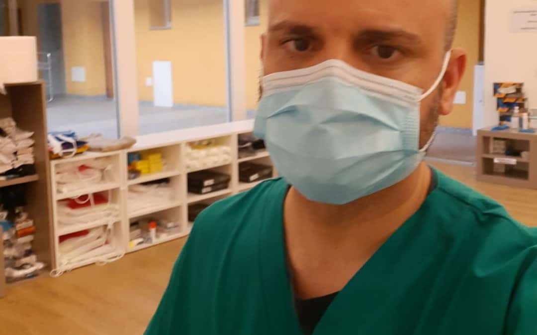 Aziz, che sostiene chi è in quarantena.