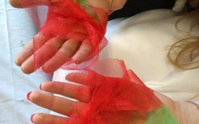 Hennè e una foglia verde brillante